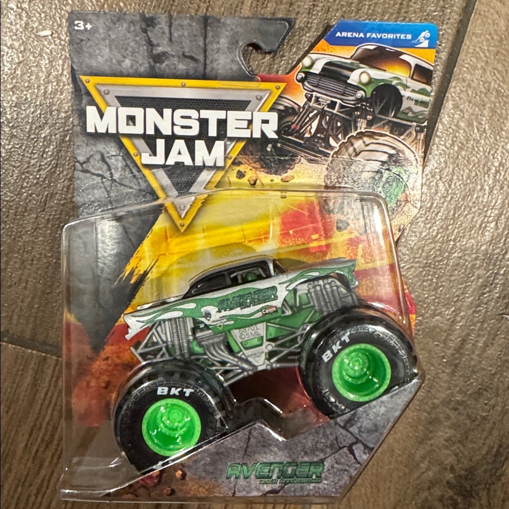 Monster Jam Avenger Series 44! Arena favorites